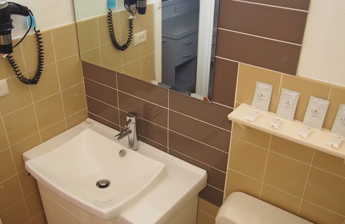 Queanbeyan Hotel | Queanbeyan Motel