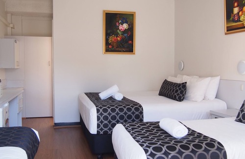 Queanbeyan Hotel | Queanbeyan Motel