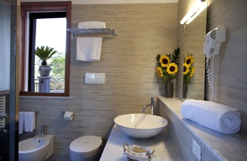 San Giovanni Teatino Hotel | Queen Hotel