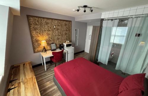 Trinity - Bellwoods Hotel | Queen Nest Hotel