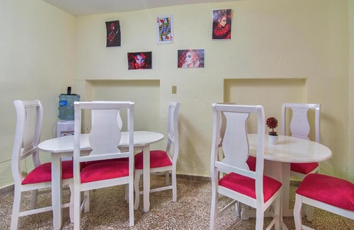 Ensanche Isabelita Bed & Breakfast | Queen of Hearts Apartahotel