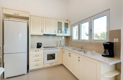 Karterados House | Queen of Santorini