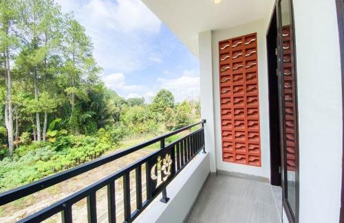 Siborongborong Hotel | Queen Parrona Hotel by Sativa