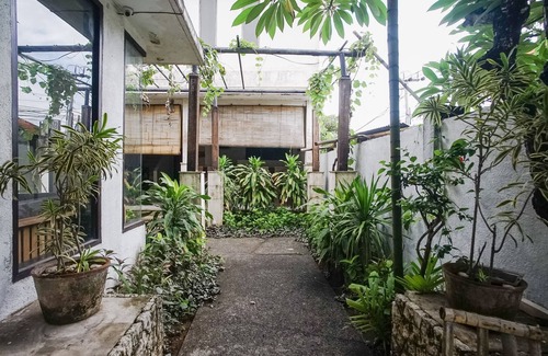 By Pass Ngurah Rai Villa | Queen Rose Villa & Spa