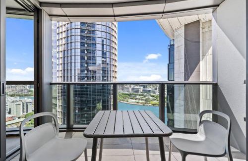 Brisbane Central Business District Apartment | Queen's Residence - Brand New Apt on the Star BNE