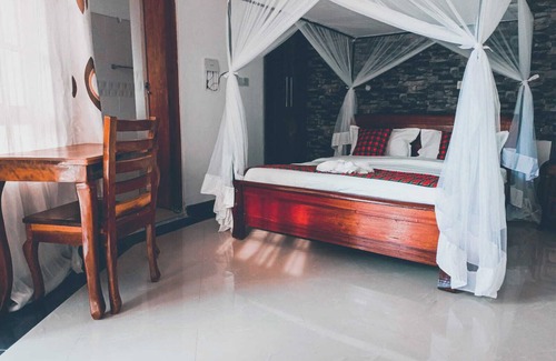 Kisumu Hotel | Queen's Way Resort