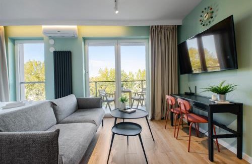 Baluty Apartment | Queen Size Bed - Apartament obok Manufaktury w centrum Łodzi - Parking gratis!