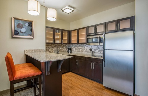 Amarillo Condo | Queen Suite | Free Daily Breakfast, Indoor Pool + Fitness Center