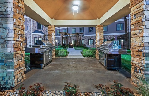 Amarillo Condo | Queen Suite | Free Daily Breakfast, Indoor Pool + Fitness Center