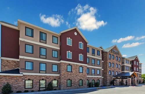 Amarillo Condo | Queen Suite | Free Daily Breakfast, Indoor Pool + Fitness Center