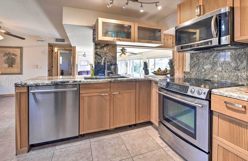 Queen Valley House | Queen Valley Home w/ Patio & Mountain Views!