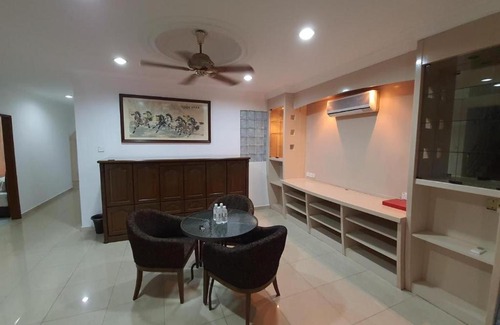 Muar Apartment | QUEENCO HOMESTAY