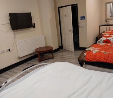 Blackburn Hotel | Queens Hotel