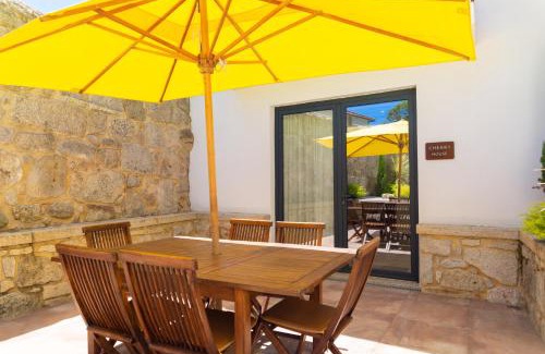 Cardielos House | Quercia Houses in Viana do Castelo
