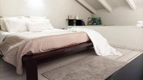 Cavaglia Apartment | Quick Home Loft