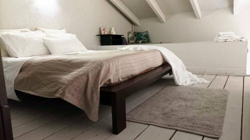 Cavaglia Apartment | Quick Home Loft