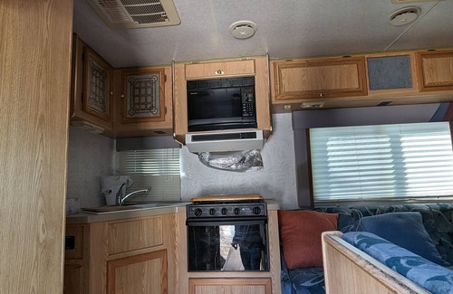 Grant County House | Quick stay? Come to Hideaway! RV that sleeps all your out of town guests!