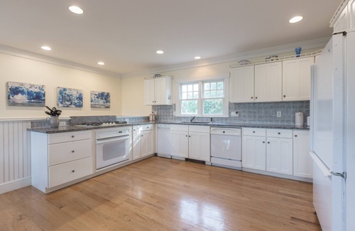 Polpis House | QUIDNET 3 ACRES PERFECT FOR PLAYING/RELAXING nn