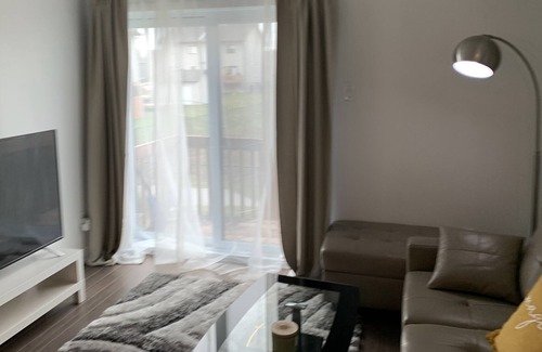 Plateau Condo | Quiet 2 Bdrm Condo With Backyard deck near Parc de la Gatineau
