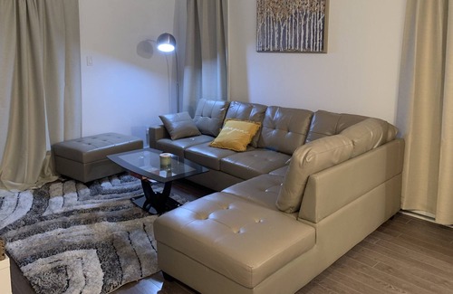Plateau Condo | Quiet 2 Bdrm Condo With Backyard deck near Parc de la Gatineau