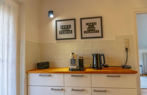 Bad Toelz Apartment | Quiet 2 room garden loft with terrace