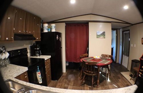 Pomerene House | Quiet 3-bedroom 2024 Home with WiFi