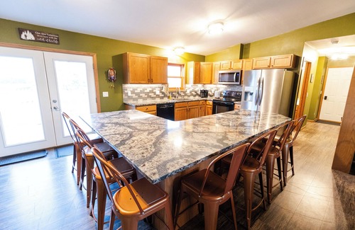 Van Buren County House | Quiet 3 bedroom house on 11 acres with 3 acre fully stocked private pond.