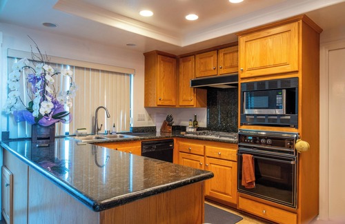 Fountain Valley House | Quiet 4 BR Home with Pool + Patio