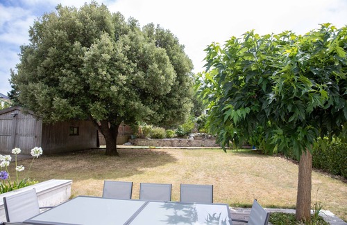 Le Pouliguen House | Quiet 6-bedroom house between the wild coast and the town center