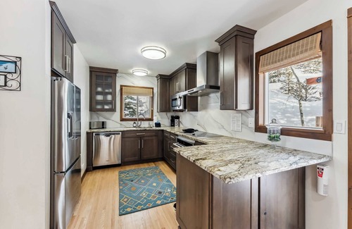 Breckenridge House | Quiet Alpine Escape With Hot Tub & Deck