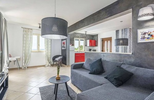 Brovinje House | Quiet and beautiful house with amazing sea view and outside kitchen by the pool