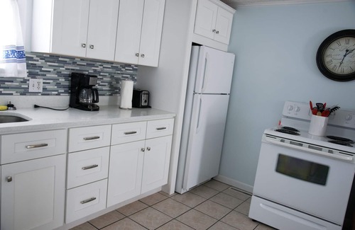 Hampton Cottage | Quiet and Comfortable 2 Bedroom Cottage