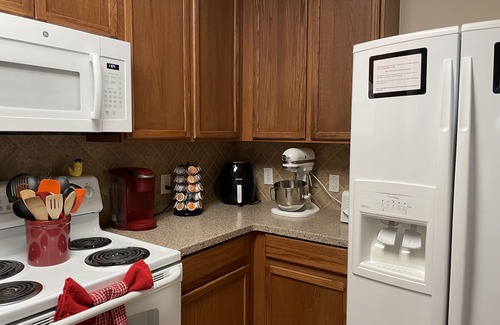 North Central Thousand Oaks House | Quiet and Convenient Townhouse