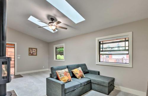 Eureka House | Quiet and Cozy Eureka Home Near Sequoia Park and Zoo!