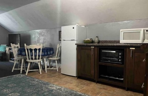 Fairview Apartment | Quiet and peaceful getaway.