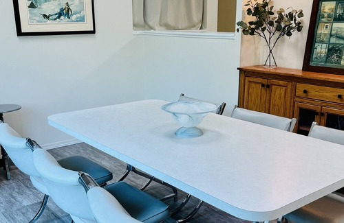 Stonewall Apartment | Quiet and spacious 2BR apartment. Free parking