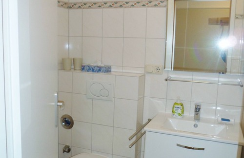 Timmendorfer Strand Resort | Quiet apartment, 1st floor with balcony, close to the beach with own beach chair