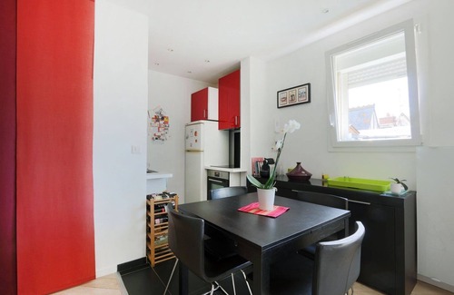 Tours City Centre Apartment | Quiet apartment in Vieux Tours #Halles