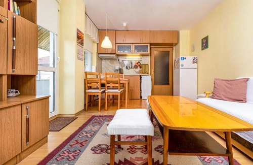 Plovdiv Center Apartment | Quiet apartment near the center by Flat Mаnager