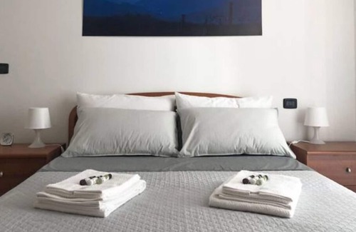 Borgonovo Apartment | Quiet apartment, Neive center, Langhe