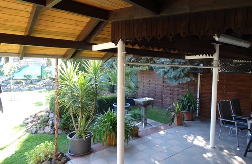 Lohsa Apartment | quiet apartment with terrace, spacious and modern, 1500m to the beach