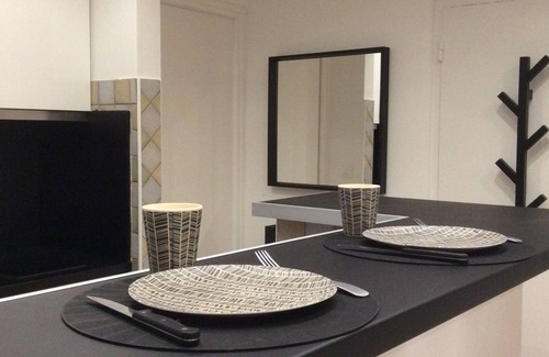 Quartier de France Apartment | Quiet apartment with terrace