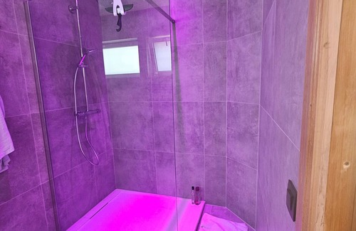 Mariekerke Apartment | Quiet Appartement in house, with separate entrance for maximum 4 persons.