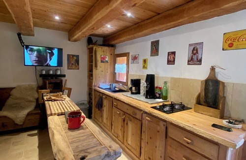 Les Sagnieres Ski Chalet | Quiet, authentic chalet in the heart of the Queyras, ideal for a truly relaxing break