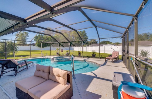 Pine Ridge House | Quiet Beverly Hills Vacation Rental w/Pool & Spa!
