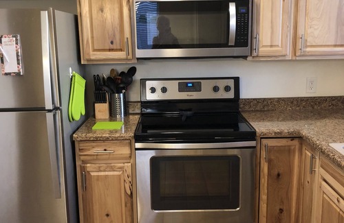 St. George House | Quiet, charming, remodeled 2 bedroom townhome just minutes from the Red Cliffs