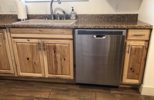 St. George House | Quiet, charming, remodeled 2 bedroom townhome just minutes from the Red Cliffs
