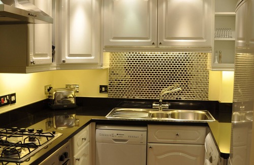 Shanklin Apartment | Quiet Cliff Top Location With Beautiful Views