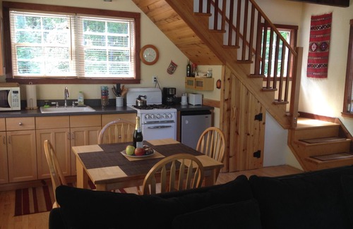 Mendocino Cabin | Quiet Cottage on 5 Acres Minutes From Mendocino and Ocean
