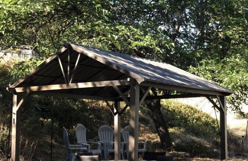 Medford House | Quiet cottage with views